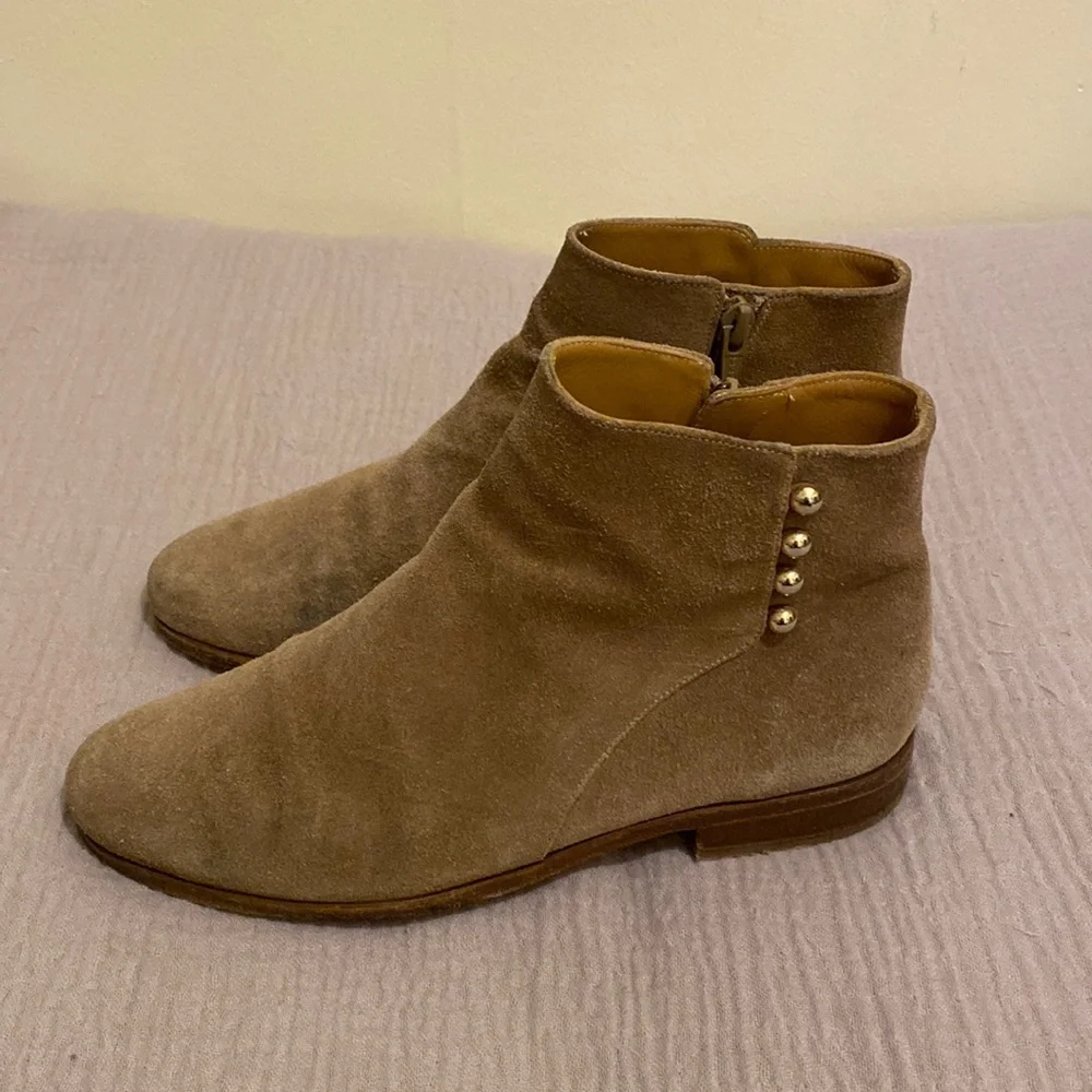 Sezane Stylish Suede Leather Tan Suede Ankle Boots. Size 38